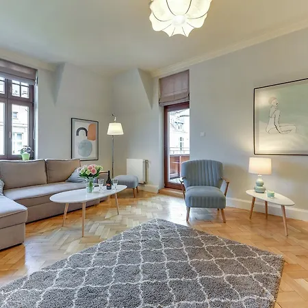 Fantazja - Best Location Apartment